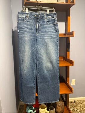 PAIGE Wide-Leg High-Rise Jeans in Medium Blue Wash
